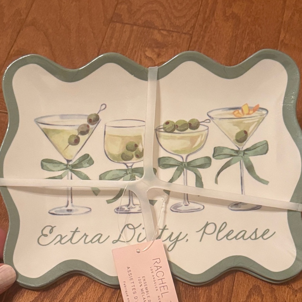 🍸 Rachel Zoe EXTRA DIRTY MARTINI Scalloped Green White Melamine Appetizer Plates